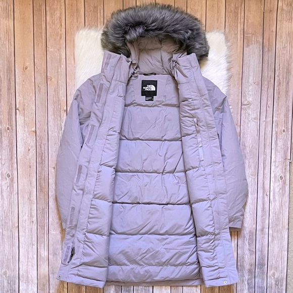 The North Face Women’s Arctic Parka Coat In Minimal Grey - Picture 5 of 9